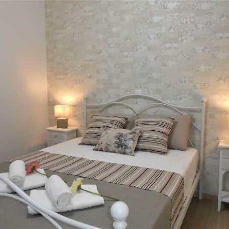 Marras Apartment Athens Luaran gambar